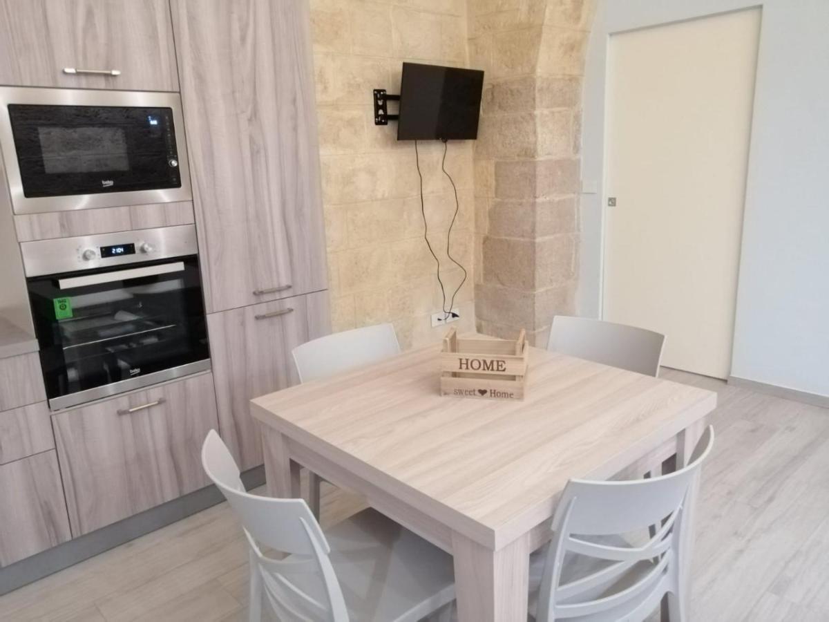 Albachiara Suite ตรานิ ห้อง รูปภาพ